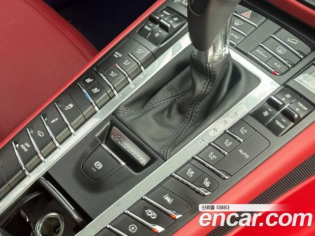 Porsche Macan 2.9 GTS 95B 2021 — фото 18