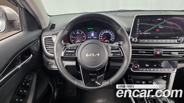 Kia Seltos Diesel 1.6 2WD Signature 2022 — фото 13