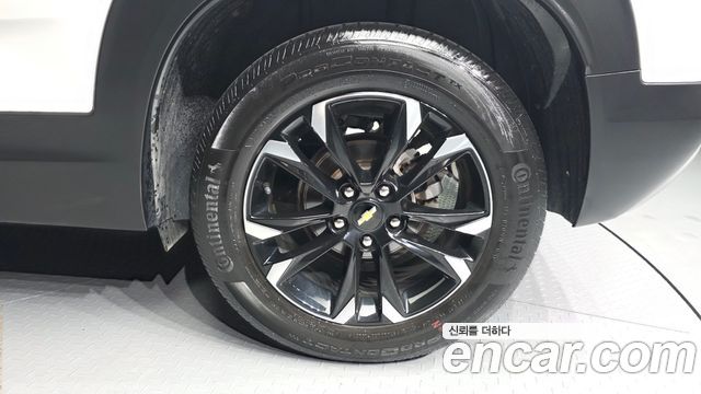 Chevrolet Trailblazer 1.3 Turbo 2WD Premier 2022 — фото 21