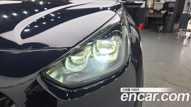 Kia Niro 1.6 HEV Noblesse Special 2020 — фото 22