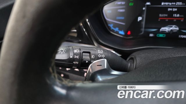 Kia Niro 1.6 HEV Noblesse Special 2020 — фото 27
