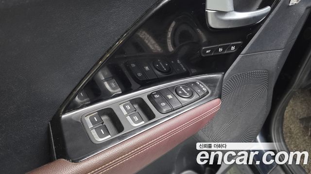 Kia Niro 1.6 HEV Noblesse Special 2020 — фото 29