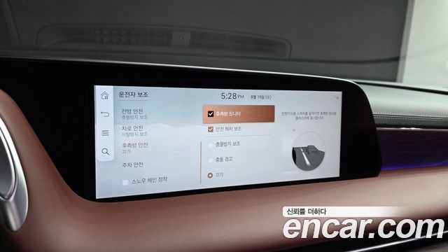 Genesis G90 (RS4) Gasoline 3.5 Turbo AWD 2023 — фото 33