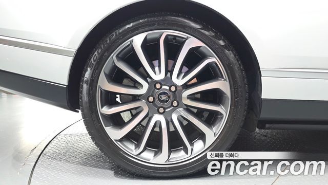 Land Rover Range Rover (IV) D350 AB Disel 2022 — фото 5