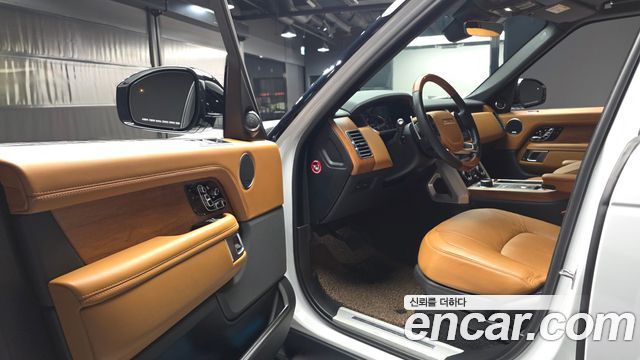 Land Rover Range Rover (IV) D350 AB Disel 2022 — фото 10
