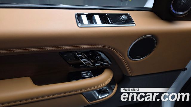 Land Rover Range Rover (IV) D350 AB Disel 2022 — фото 33
