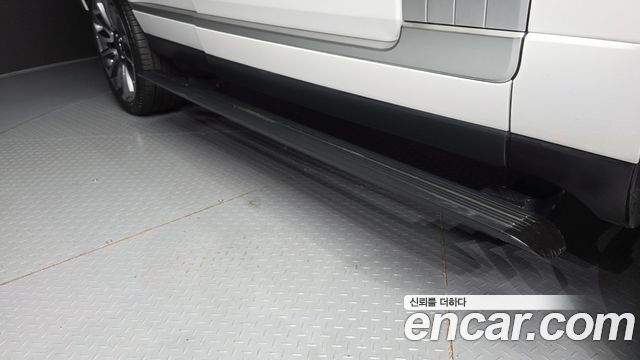 Land Rover Range Rover (IV) D350 AB Disel 2022 — фото 34