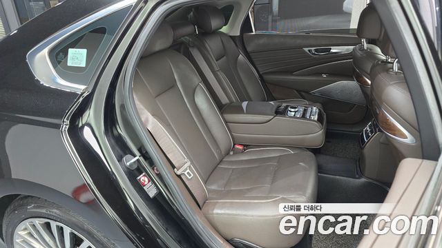Kia K9 3.8 GDI AWD PlatinumⅢ 2019 — фото 11