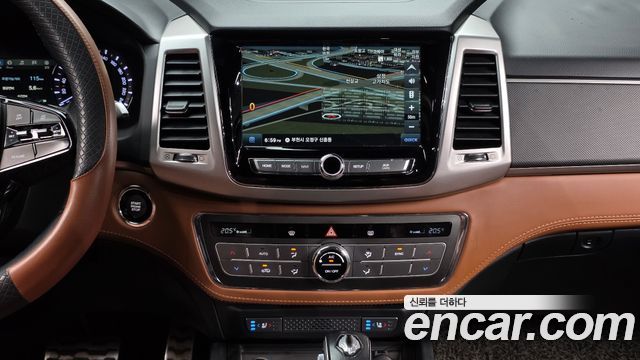 KG Mobility (SsangYong) Rexton Sports Diesel 2.2 4WD Noblesse 2019 — фото 17