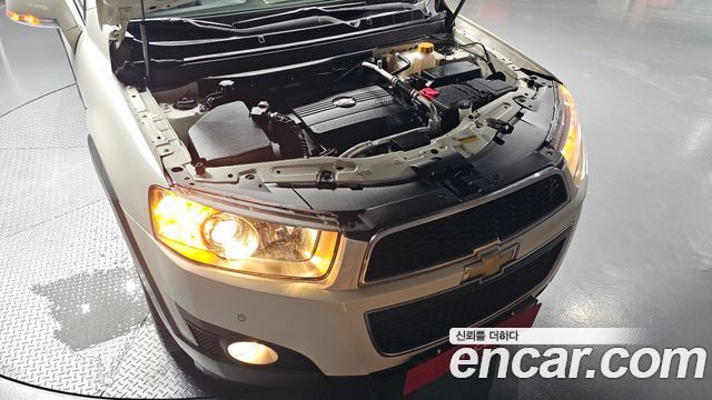 Chevrolet Captiva 2WD LT 2011 — фото 6