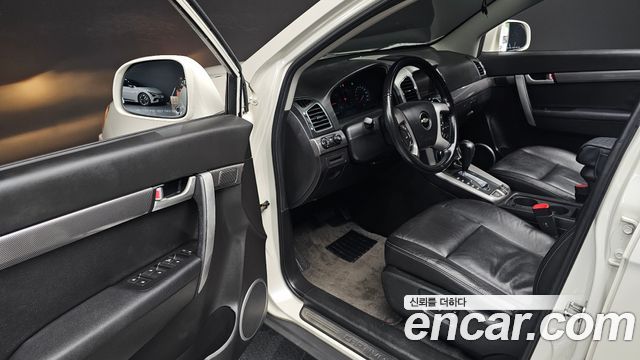 Chevrolet Captiva 2WD LT 2011 — фото 10