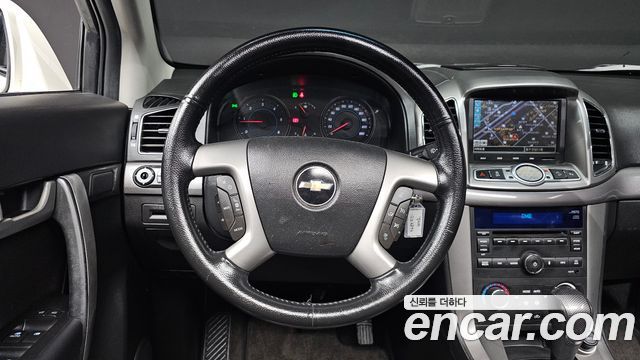 Chevrolet Captiva 2WD LT 2011 — фото 12