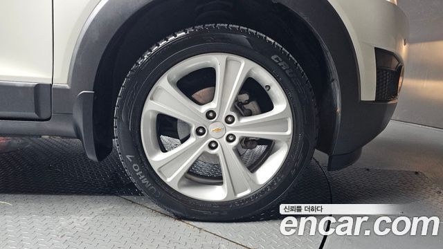 Chevrolet Captiva 2WD LT 2011 — фото 21