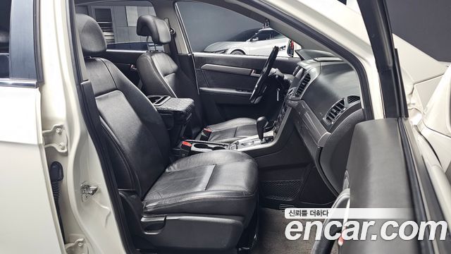 Chevrolet Captiva 2WD LT 2011 — фото 26