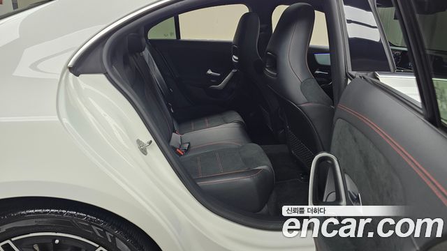 Mercedes-Benz CLA-Class (C118) CLA250 4MATIC 2021 — фото 11
