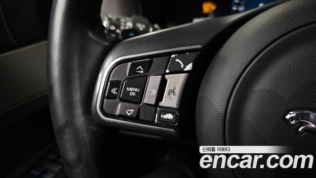 Jaguar XF (X260) 20d Portfolio AWD 2017 — фото 19