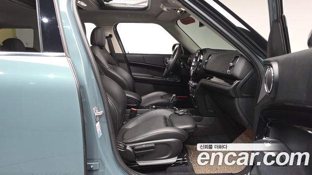 MINI Cooper Countryman Classic 2nd 2022 — фото 12