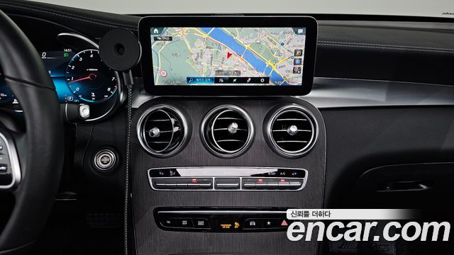 Mercedes-Benz GLC-Class (X253) GLC300 4MATIC Premium Coupe 2021 — фото 18