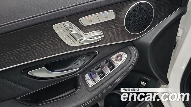 Mercedes-Benz GLC-Class (X253) GLC300 4MATIC Premium Coupe 2021 — фото 23