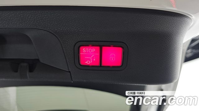 Mercedes-Benz GLC-Class (X253) GLC300 4MATIC Premium Coupe 2021 — фото 41