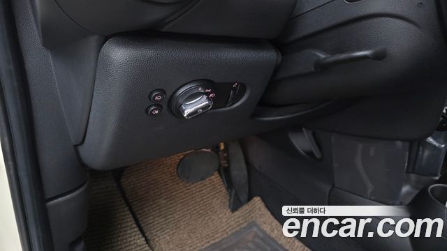 MINI Cooper 5Door Standard 3rd 2019 — фото 17