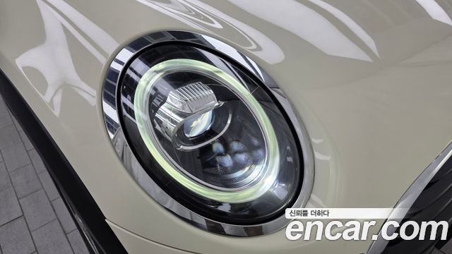 MINI Cooper 5Door Standard 3rd 2019 — фото 22