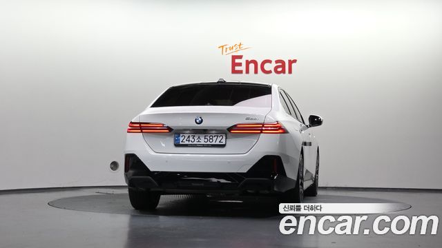 BMW 5 Series (G60) 520i M Sport 2025 — фото 4