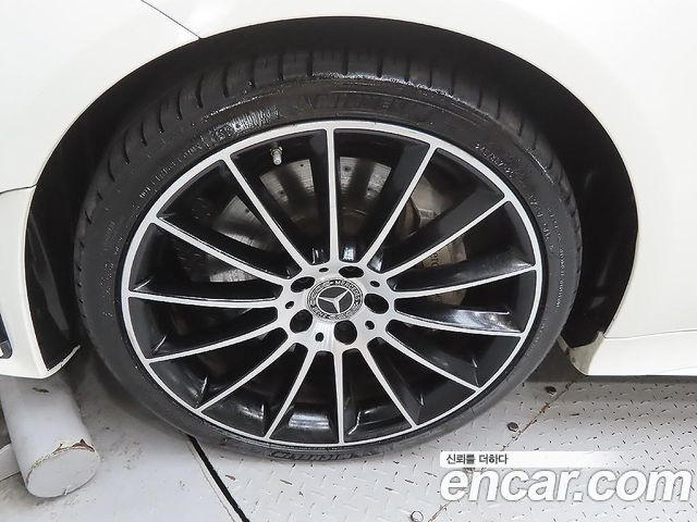 Mercedes-Benz CLS-Class (C257) CLS450 4MATIC AMG Line 2019 — фото 5