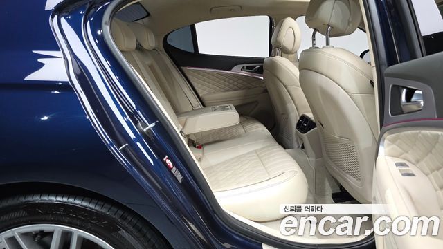 Genesis G70 2.2D Elite 2019 — фото 11