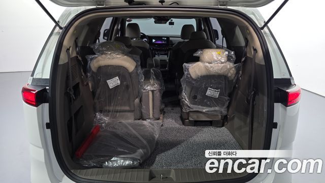 Kia Carnival (IV) Gasoline 11-Seater Prestige 2023 — фото 30