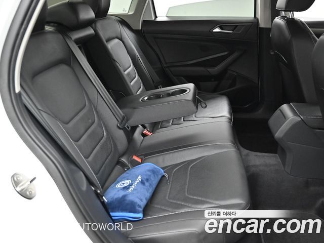 Volkswagen Jetta (VII) 1.4 TSI Premium 2021 — фото 16