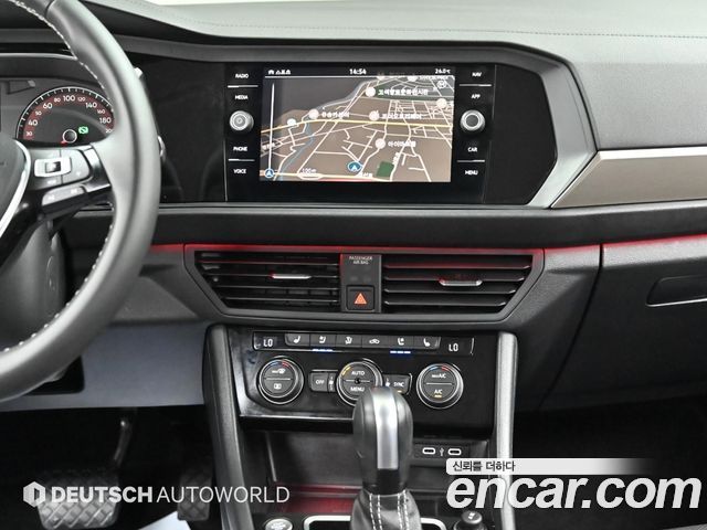 Volkswagen Jetta (VII) 1.4 TSI Premium 2021 — фото 18