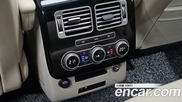 Land Rover Range Rover (IV) 3.0 TDV6 Vogue SE DIESEL 2014 — фото 19