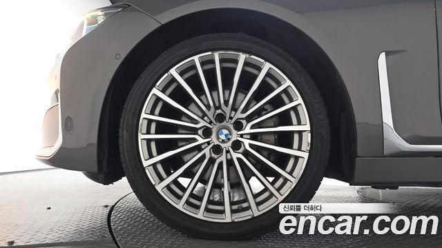 BMW 7 Series (G11) 730Ld xDrive Design Pure Excellence 2020 — фото 5