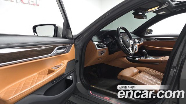 BMW 7 Series (G11) 730Ld xDrive Design Pure Excellence 2020 — фото 10