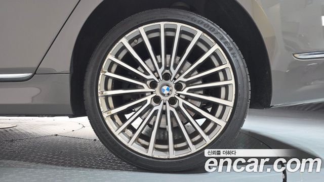 BMW 7 Series (G11) 730Ld xDrive Design Pure Excellence 2020 — фото 21
