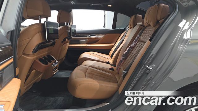 BMW 7 Series (G11) 730Ld xDrive Design Pure Excellence 2020 — фото 26