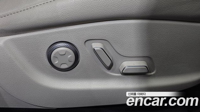Genesis GV80 3.0 Diesel AWD 2023 — фото 31