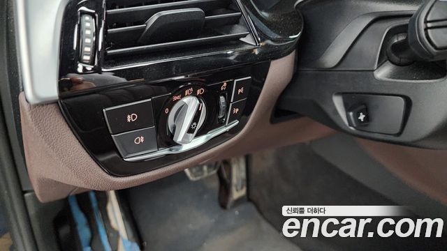 BMW 5 Series (G30) 530i xDrive M Sport Package Plus 2019 — фото 32