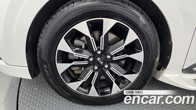 Kia Carnival (IV) Gasoline 9-Seater Hi-Limousine Signature 2021 — фото 5