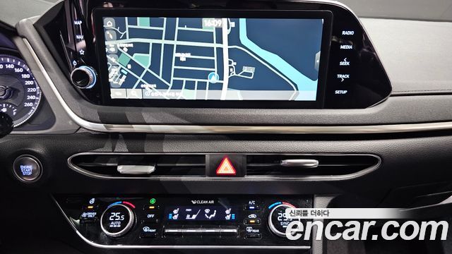 Hyundai Sonata Hybrid (DN8) Premium 2021 — фото 13