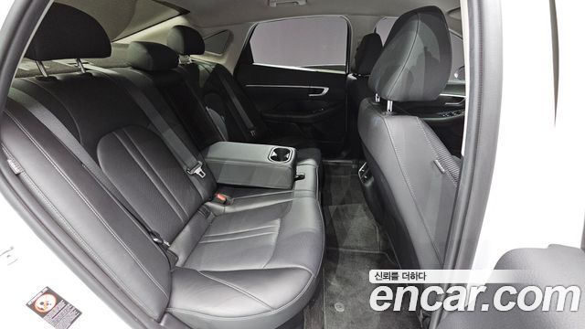 Hyundai Sonata Hybrid (DN8) Premium 2021 — фото 19