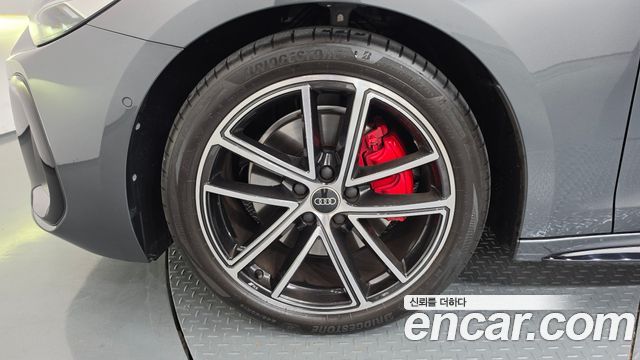Audi A5 (B10) 45 TFSI Quattro S Line 2025 — фото 5
