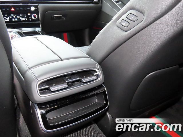 Genesis G80 (RG3) Gasoline 2.5 Turbo AWD 2026 — фото 24