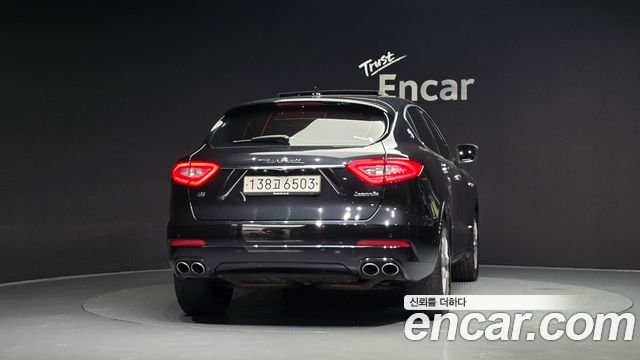 Maserati Levante 3.0 Diesel AWD GranLusso 2020 — фото 4