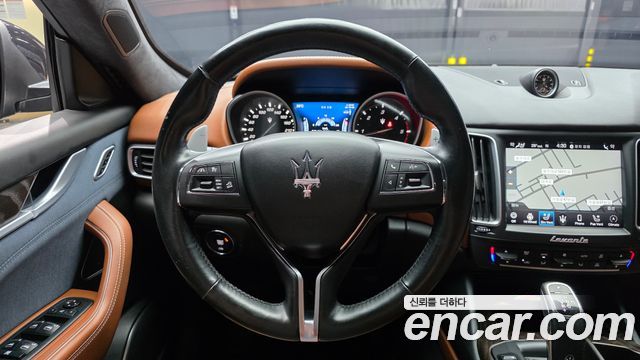 Maserati Levante 3.0 Diesel AWD GranLusso 2020 — фото 17