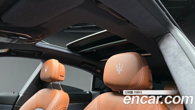 Maserati Levante 3.0 Diesel AWD GranLusso 2020 — фото 23