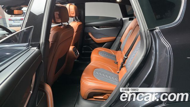 Maserati Levante 3.0 Diesel AWD GranLusso 2020 — фото 32