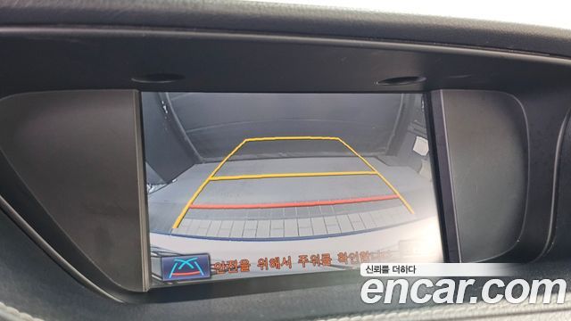 Lexus ES300h Supreme XV60 2013 — фото 15