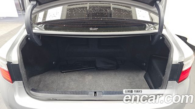 Lexus ES300h Supreme XV60 2013 — фото 20